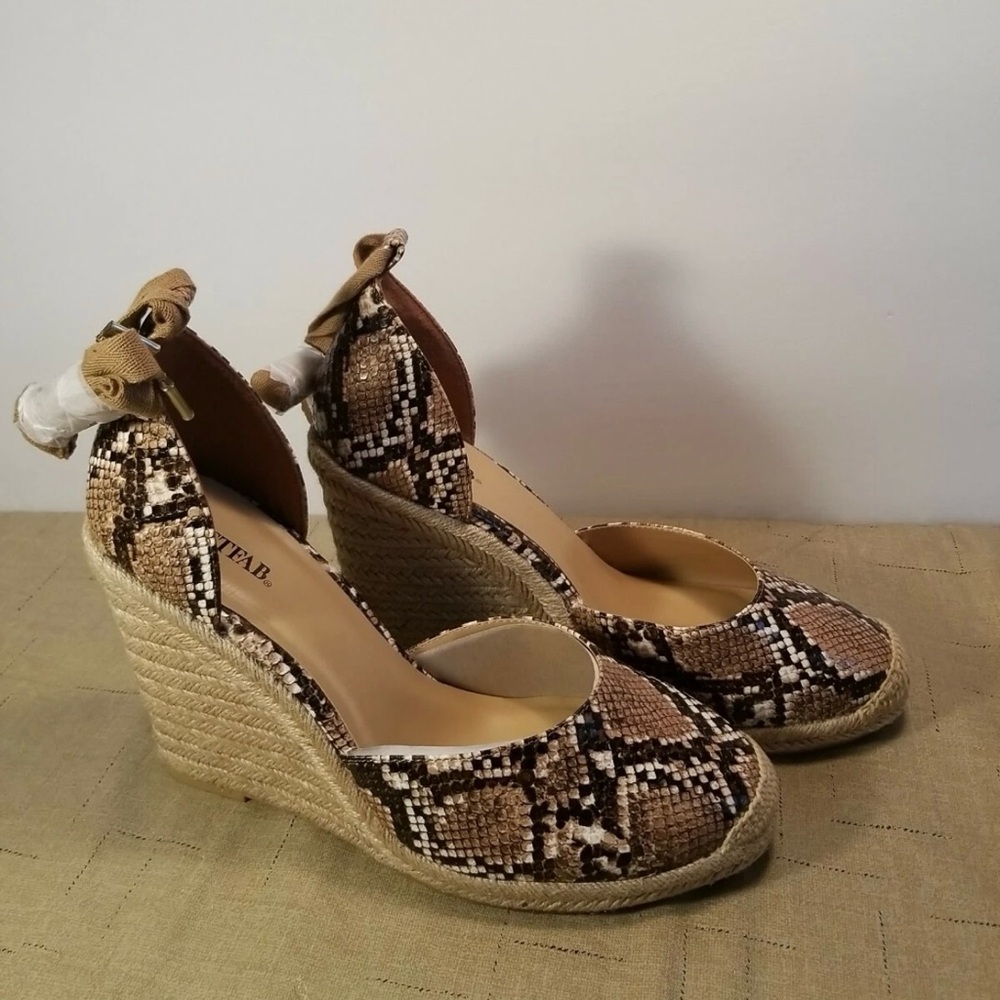 JustFab Jenela Snake Espadrille Wedge Sandals